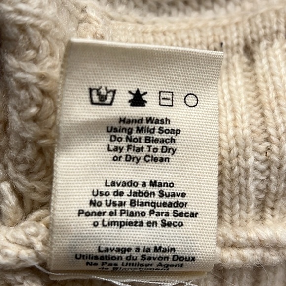 UGG Raelynn Cream Heather Knit Turtleneck Sweater Sz-M - Picture 12 of 12